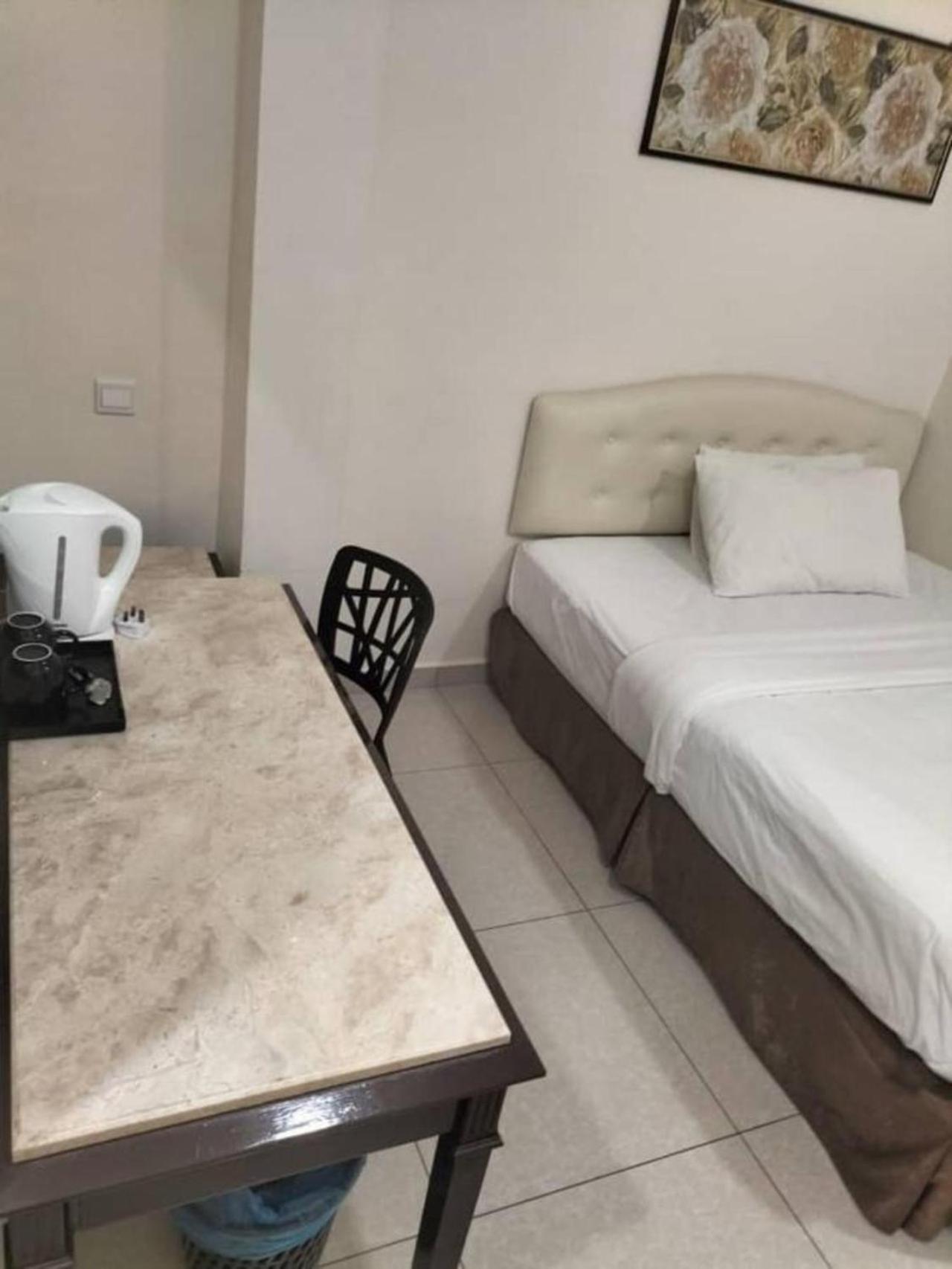 Sam Hotel Sitiawan Exterior foto